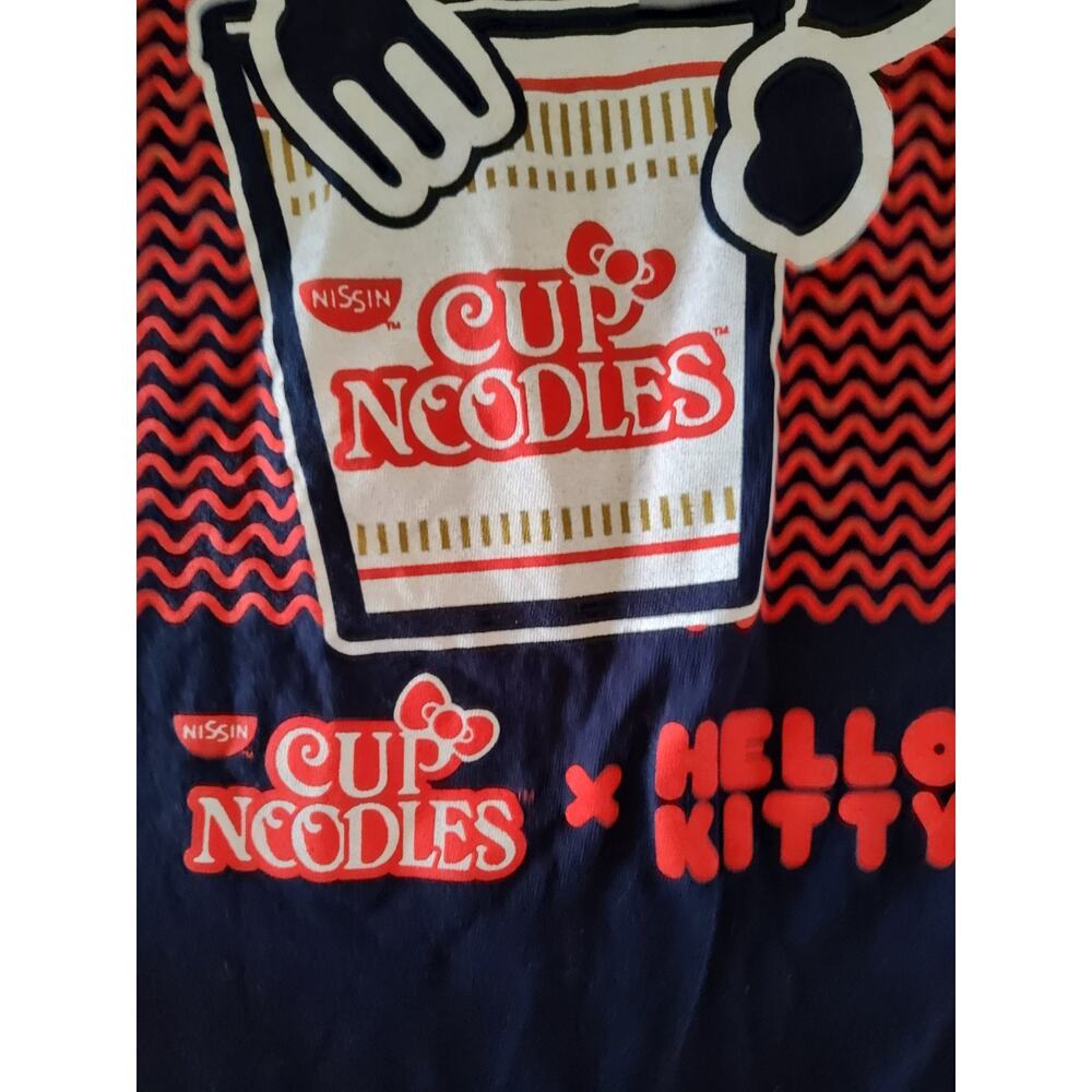 Hello Kitty x Nissin Cup Noodles Collaboration T-Shirt Navy Blue Womens Sz 2X - Picture 3 of 6